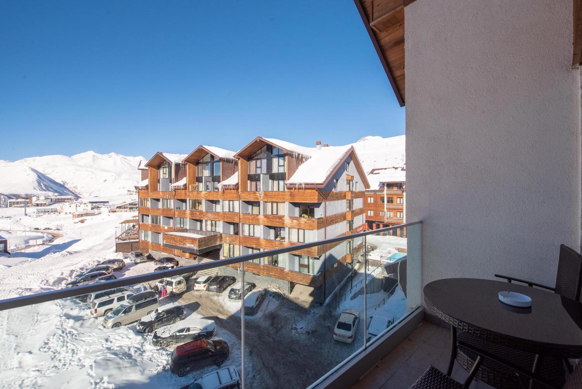 Go Gudauri Apartments Luaran gambar