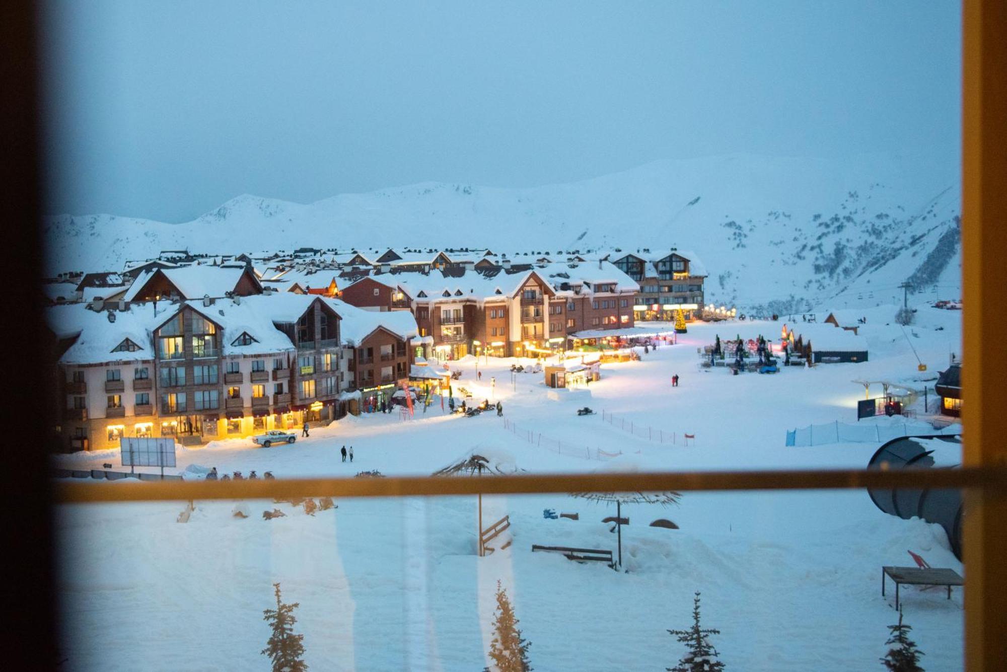 Go Gudauri Apartments Luaran gambar